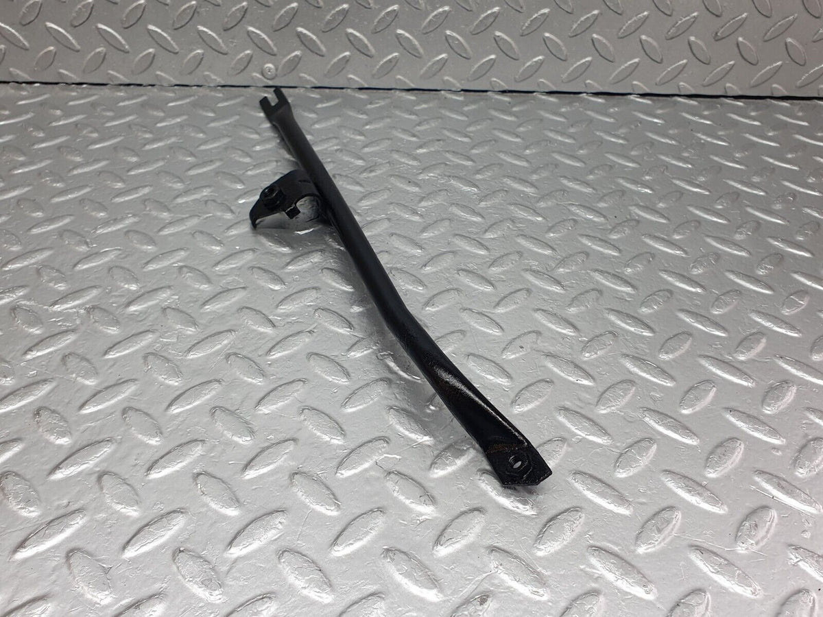 43579 Mercedes-Benz C126 380SEC Coupe Horn Bracket