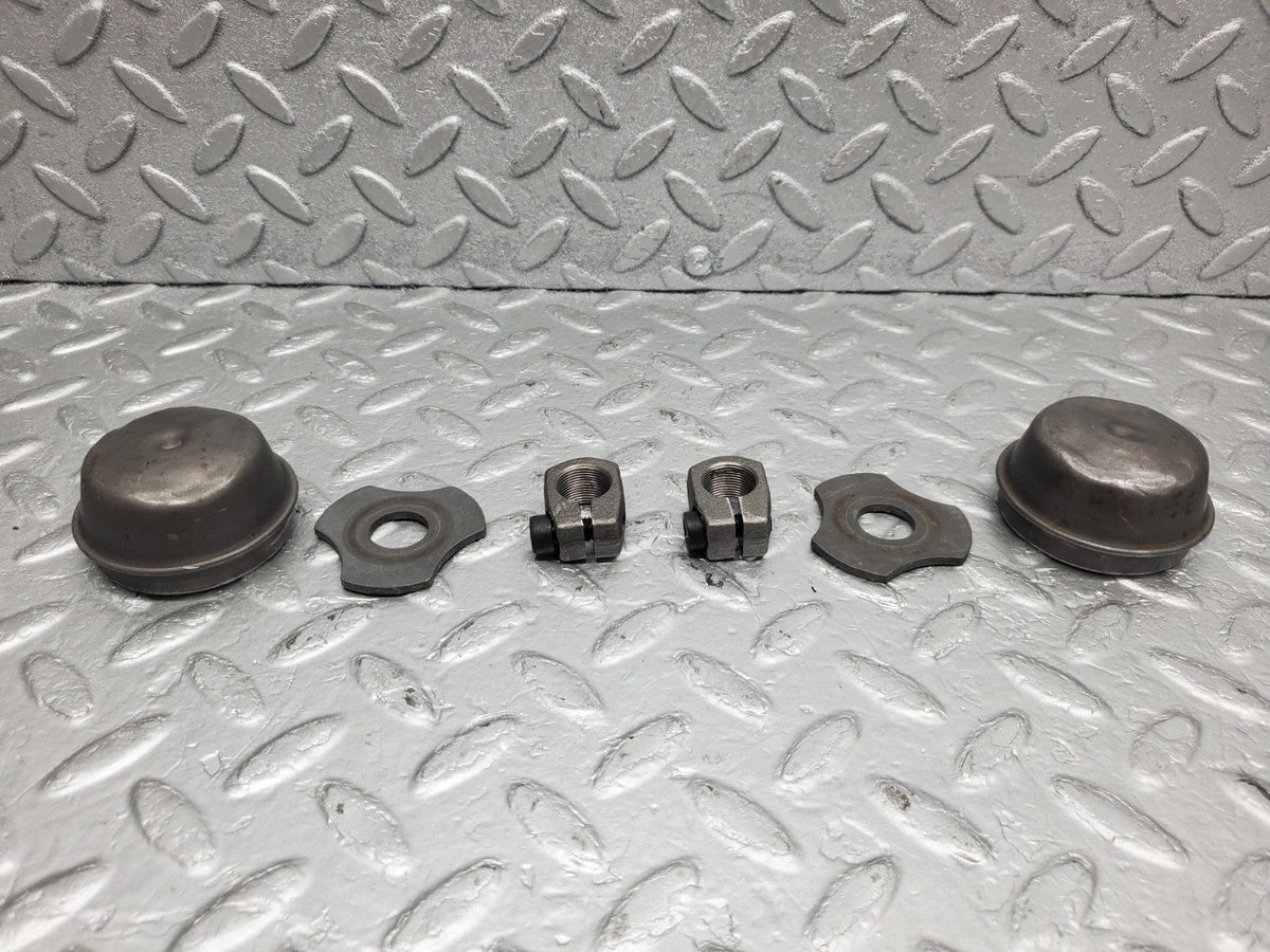 50016 Mercedes-Benz R107 380SL Wheel Hub Locking Cap Sets