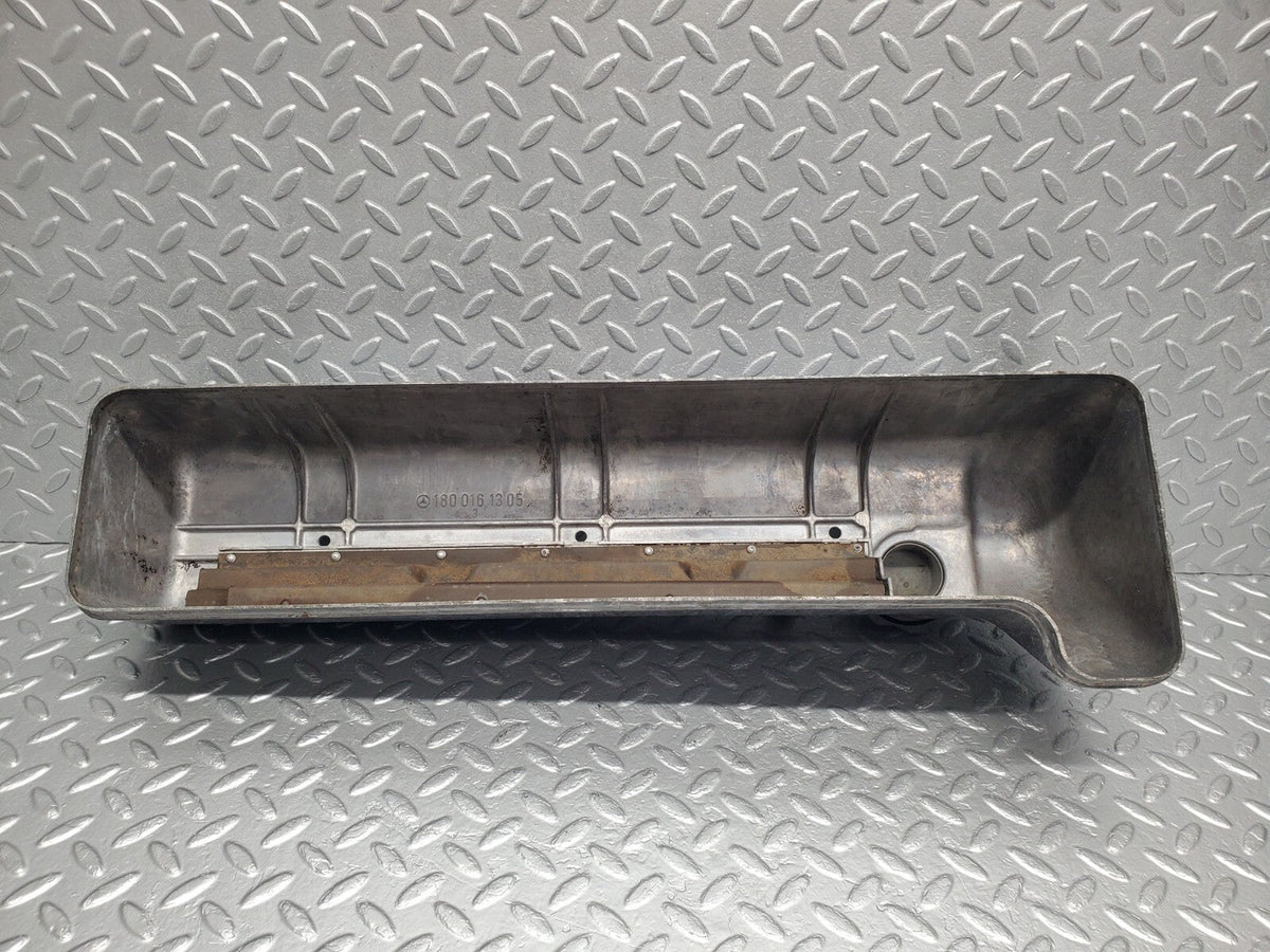 48814 Mercedes-Benz W108 Cylinder Head Valve Cover A1800161305