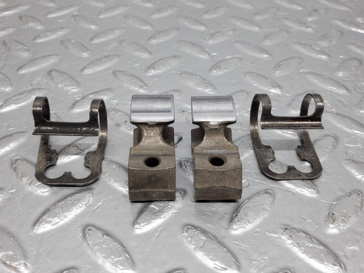 45477 Mercedes-Benz 280E M110.988 Valve Rocker Arm With Retaining Spring