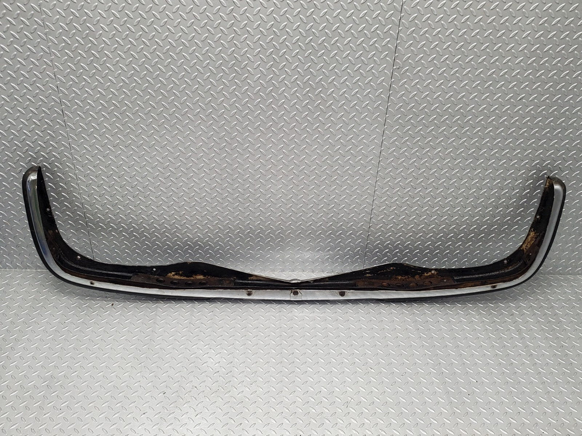 48581 Mercedes-Benz W108 Front Bumper
