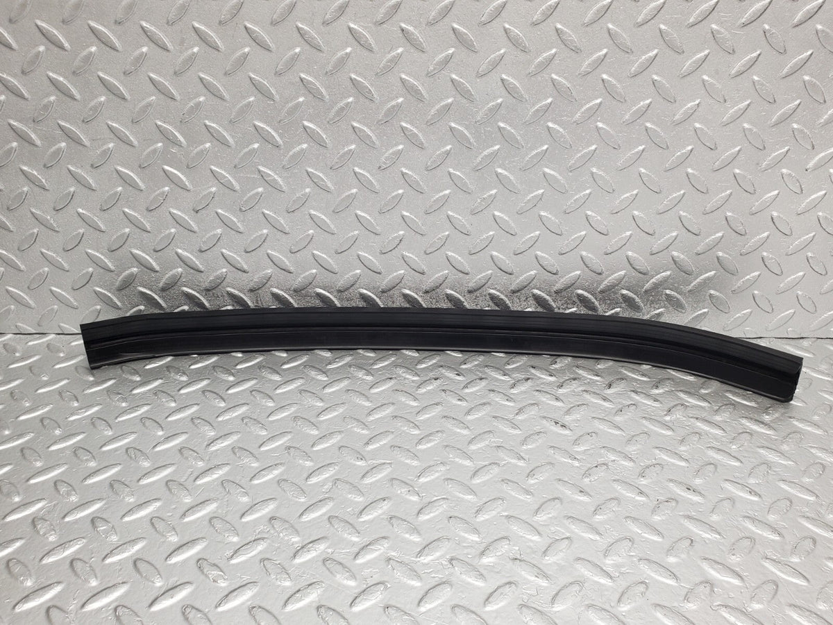 48761 Mercedes-Benz W123 Front Bumper Rubber