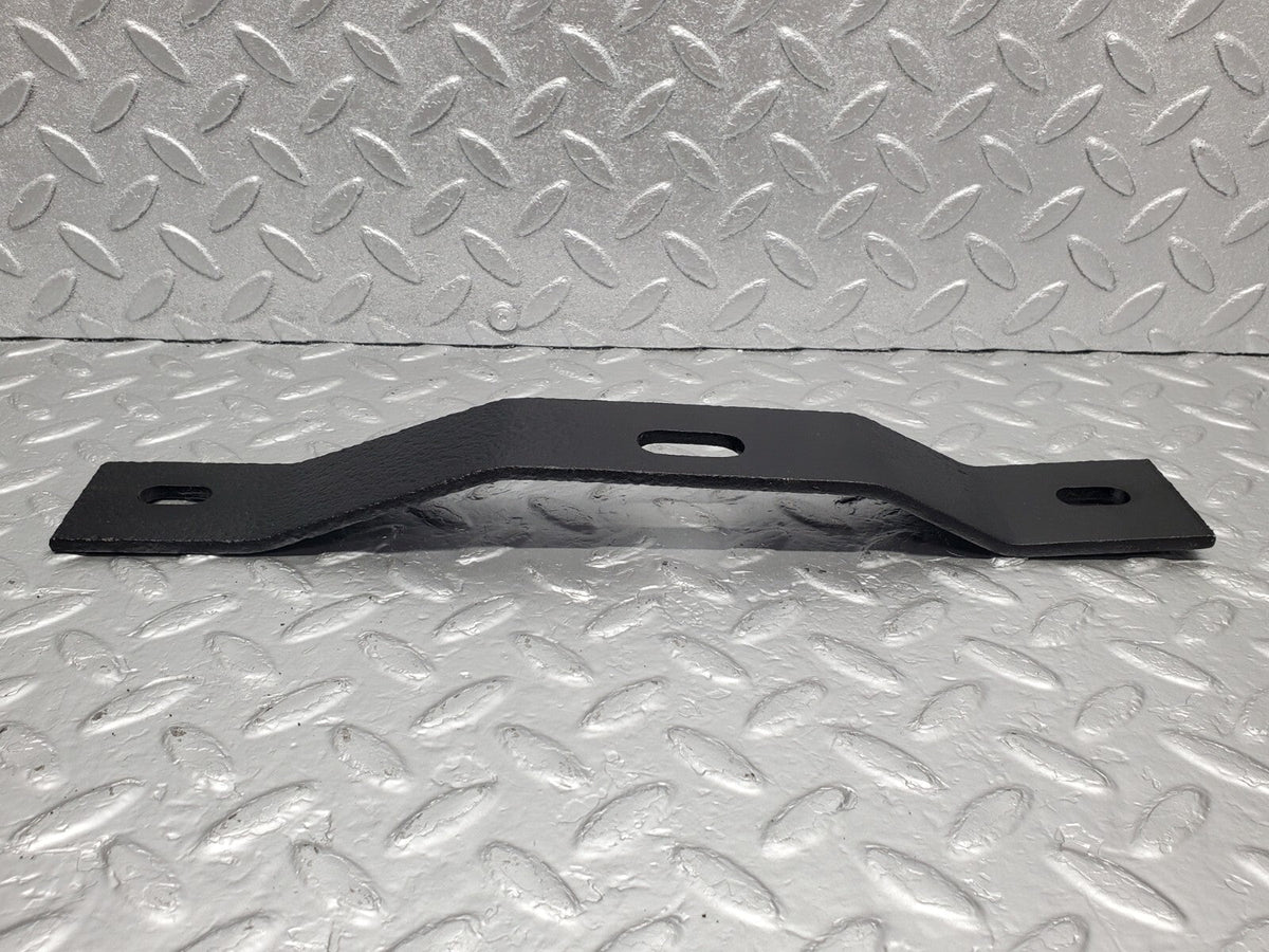 48568 Mercedes-Benz W108 Front Right Bumper Bracket