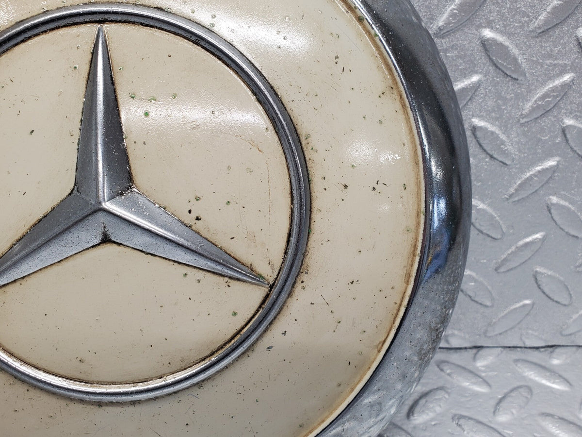 48385 Mercedes-Benz Chrome Wheel Hub Cap