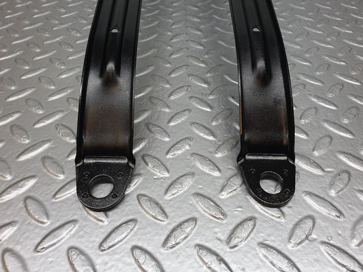 41973 Mercedes-Benz W202 C200 Fuel Tank Strap Bracket A2024701040