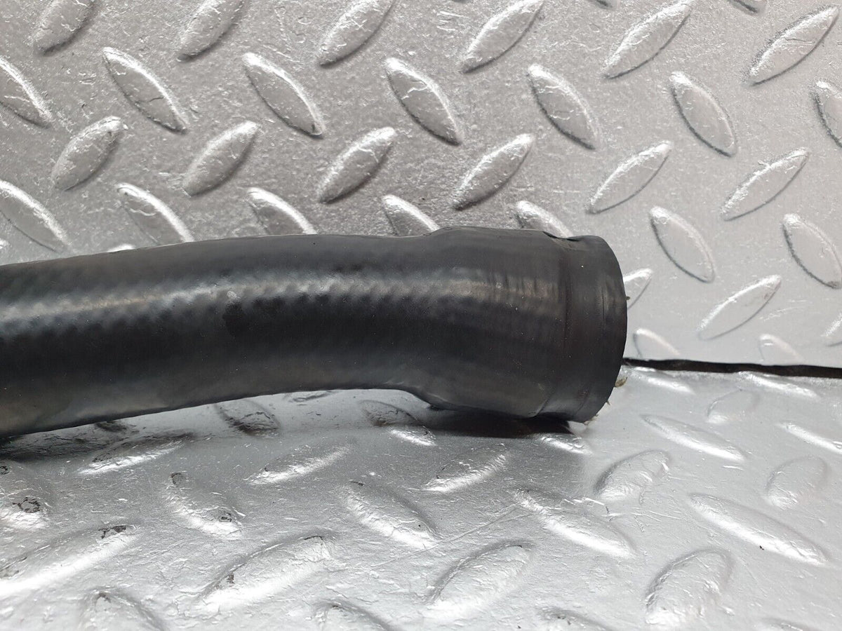 41577 Mercedes-Benz W124 200E Upper Radiator Hose A1245010182