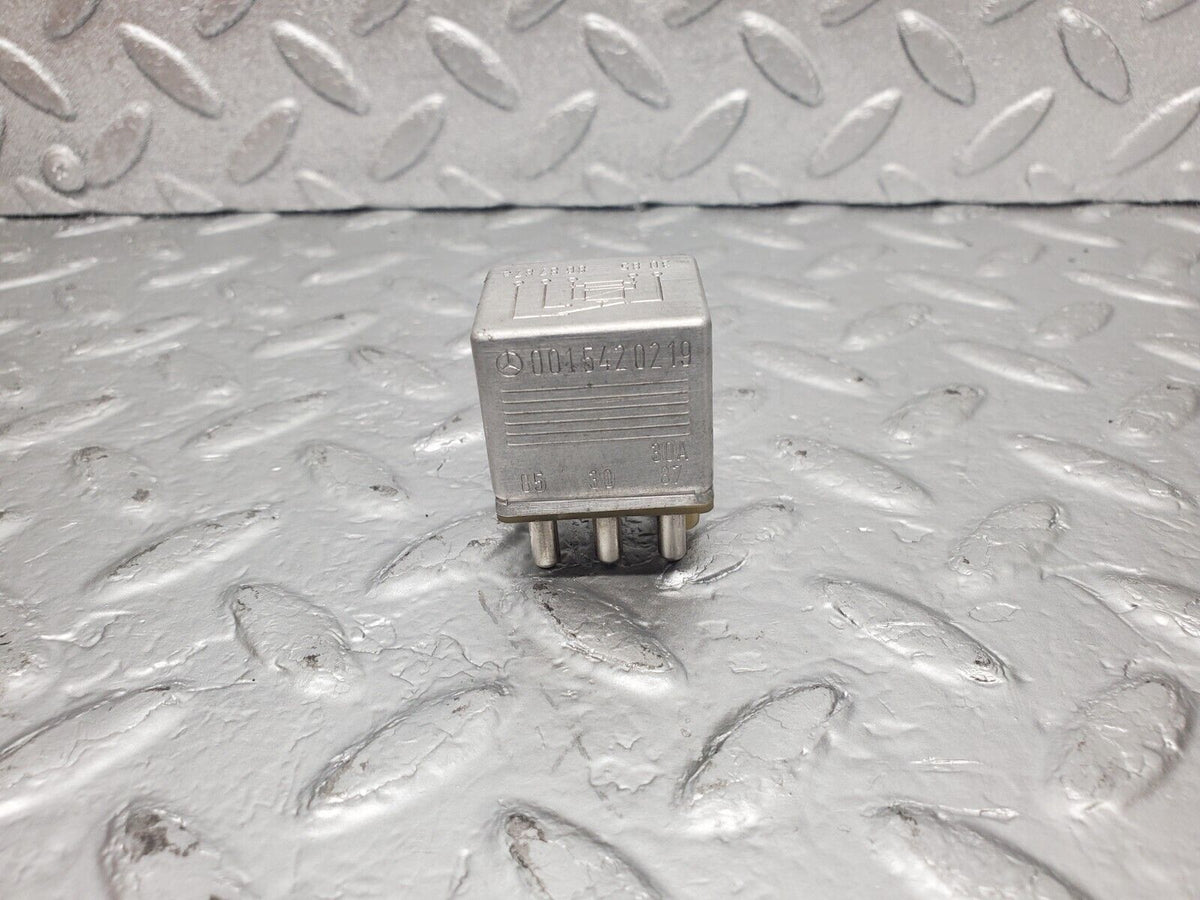 47381 Mercedes-Benz C126 500SEC Coupe Multi Purpose Relay A0015420219