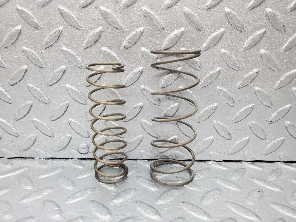 45488 Mercedes-Benz W124 260E Automatic Gearbox Piston Spring 722.409