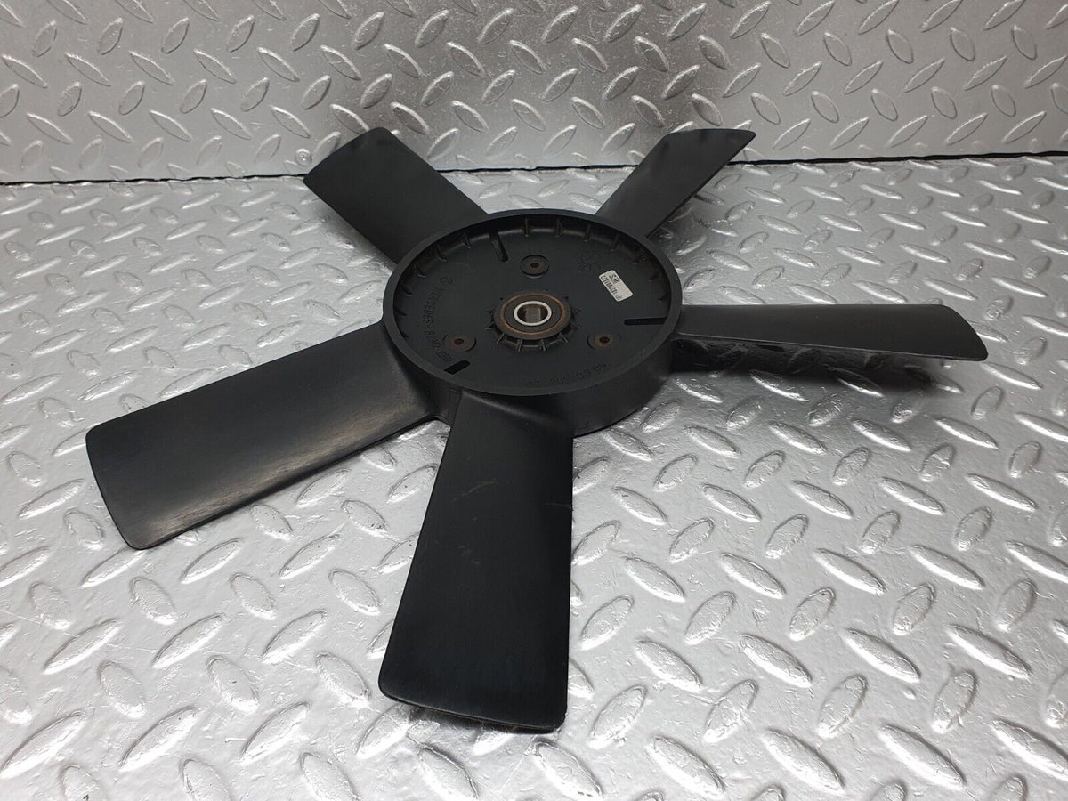 41413 Mercedes-Benz W124 200E Engine Cooling Fan A1022050306 A1022001323