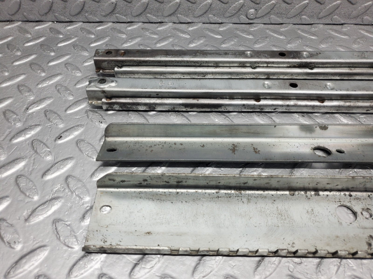 50229 Mercedes-Benz V123 240D LWB Front Right Seat Rail Pair