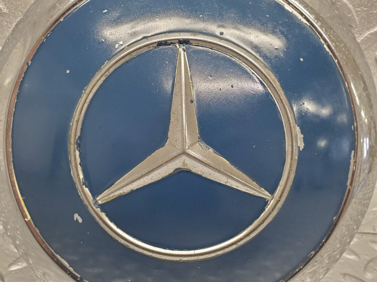 48383 Mercedes-Benz Chrome Wheel Hub Cap