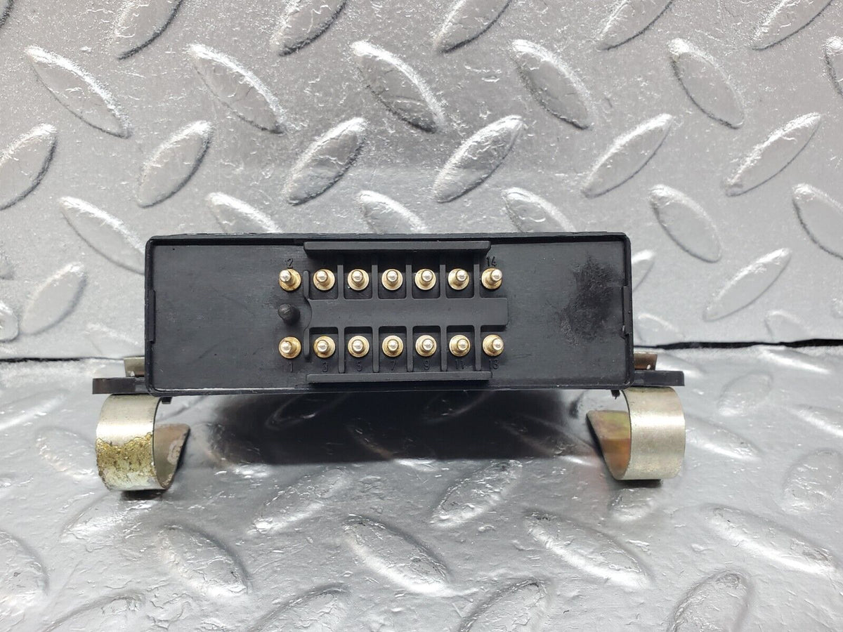 45738 Mercedes-Benz W126 420SE Seat Heating Relay A1268201826