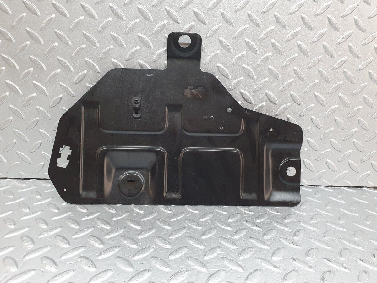 41705 Mercedes-Benz W124 200E Under Dash Relay Bracket Left Side