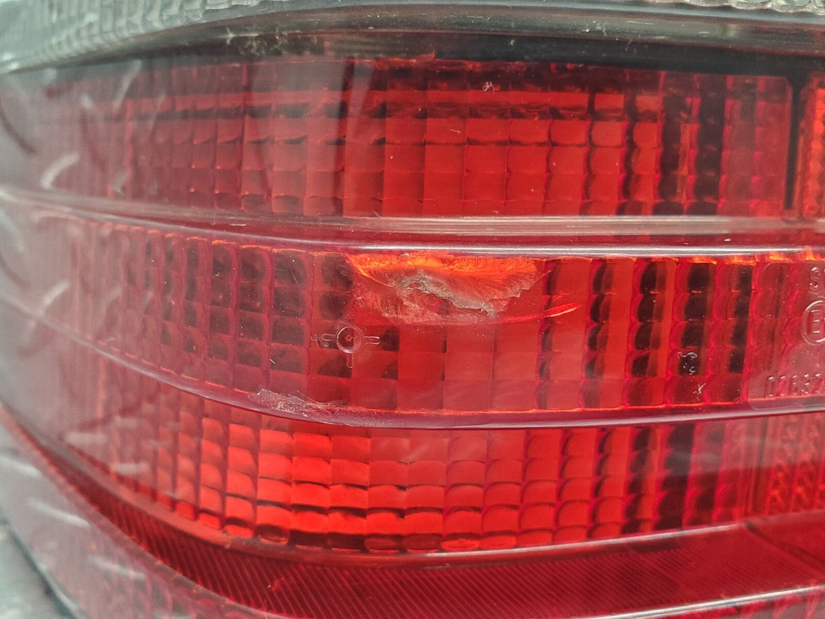 48939 Mercedes-Benz A124 320E Cabriolet Tail Light Left Side Hella