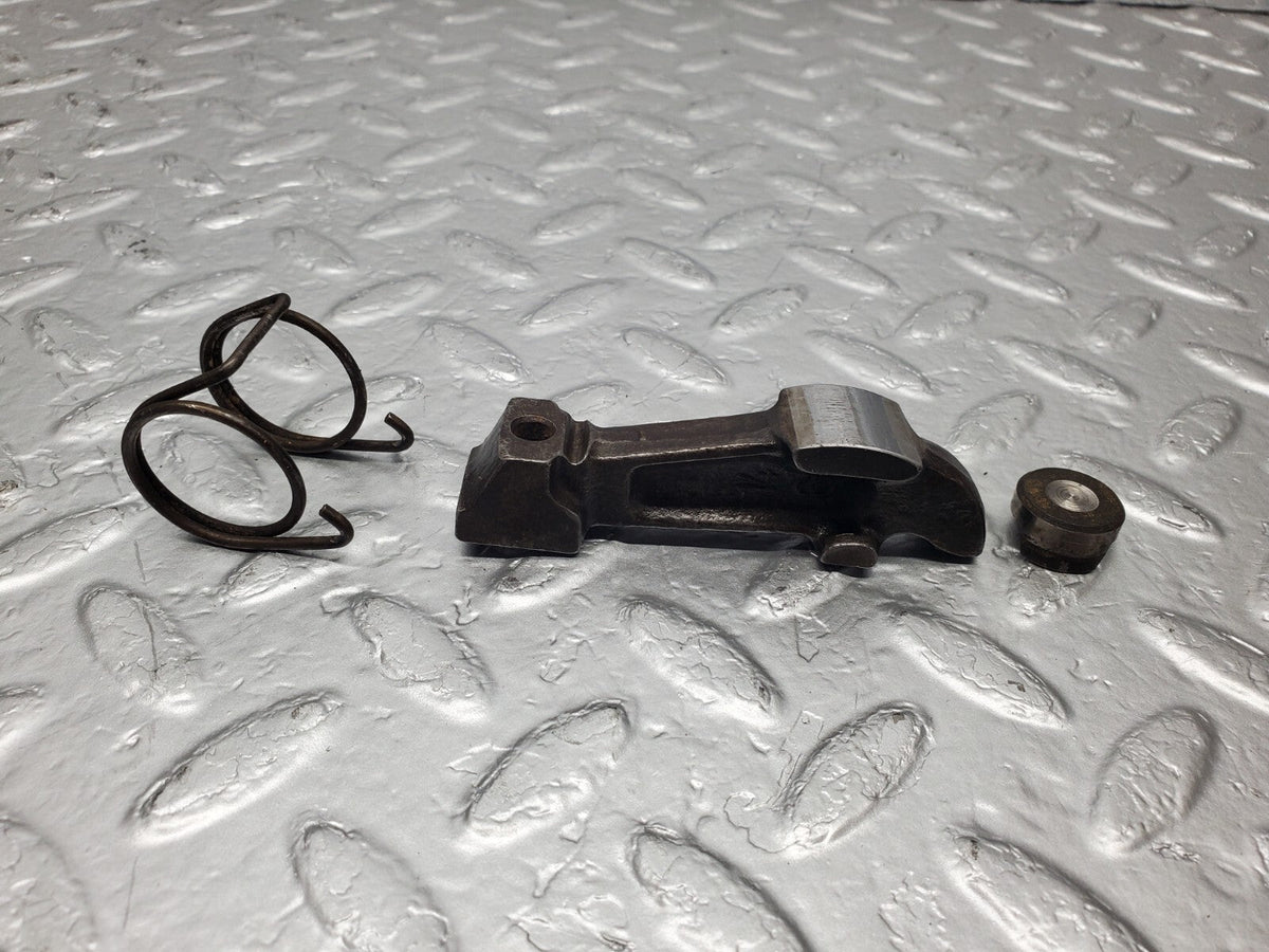 48867 Mercedes-Benz W108 Valve Rocker Arm With Retaining Spring & Tappet