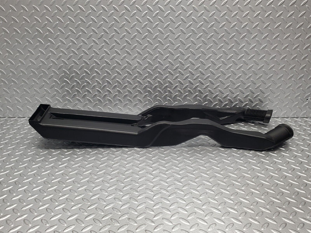 47550 Mercedes-Benz C126 500SEC Coupe Air Duct Heating Pipe A1268310646