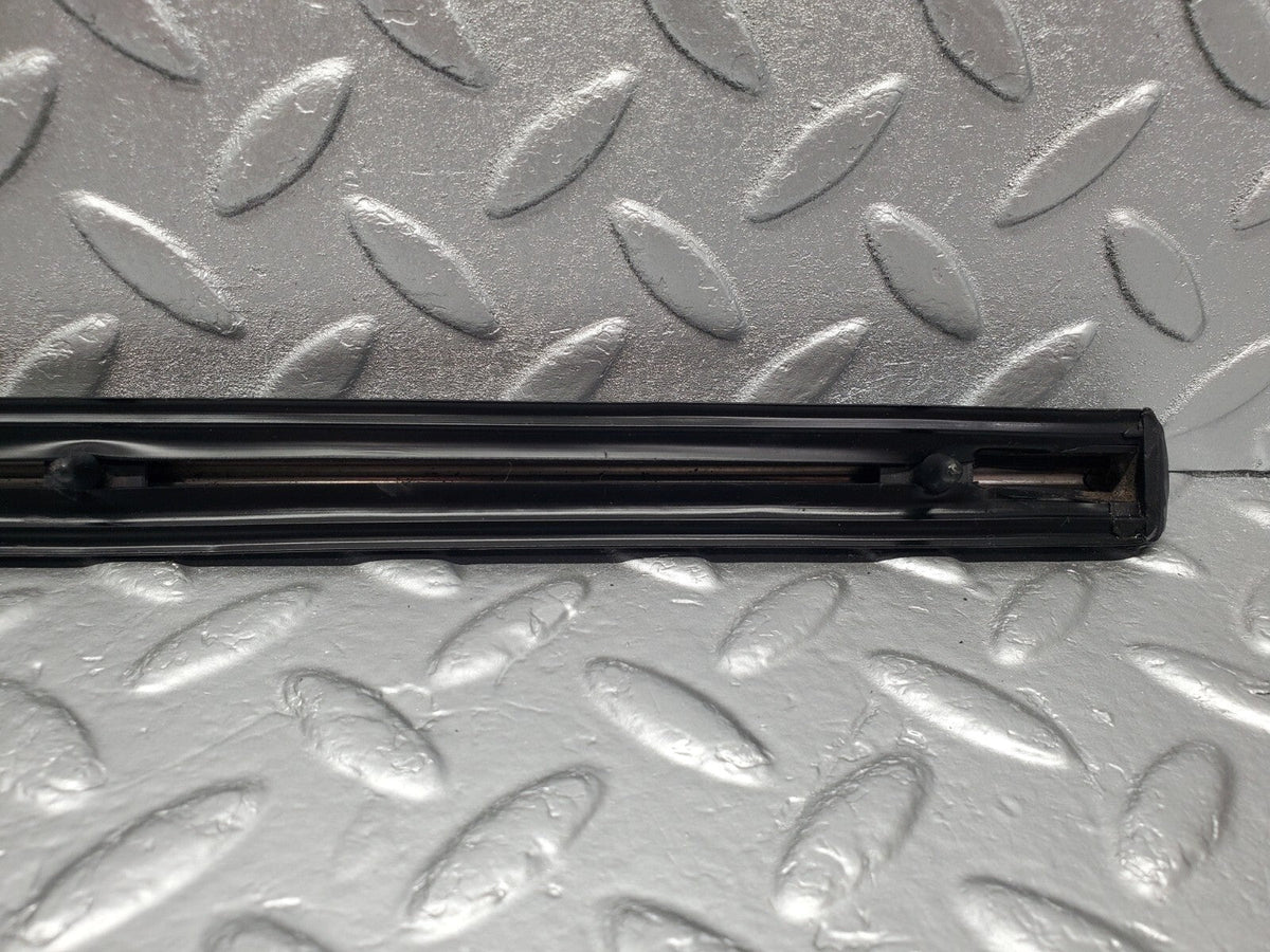48695 Mercedes-Benz W123 Rear Right Centre Door Moulding Trim