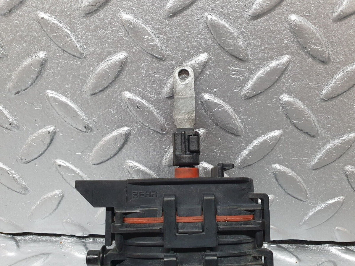 42557 Mercedes-Benz R129 320SL Coupe Heater Box Vacuum Actuator