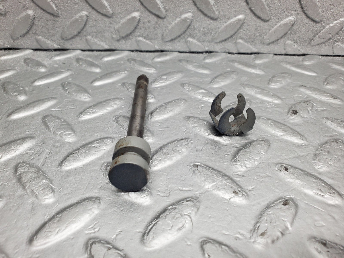 49326 Mercedes-Benz A124 320E Cabriolet Trunk Hinge Pin