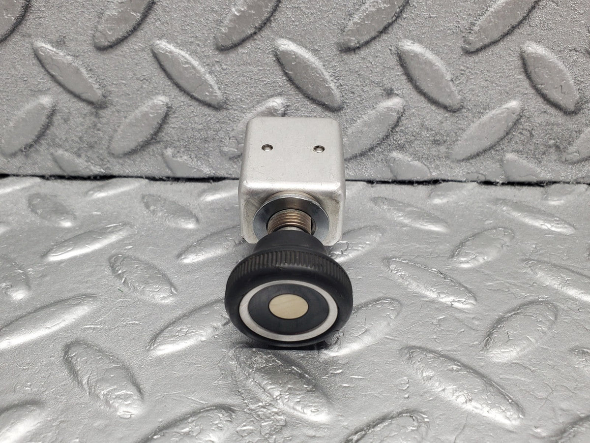 50499 Mercedes-Benz W108 280SE 3.5 3 Pin Pull Switch
