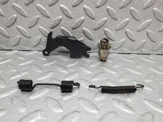 50087 Mercedes-Benz R107 380SL Handbrake Shoe Accessory Set