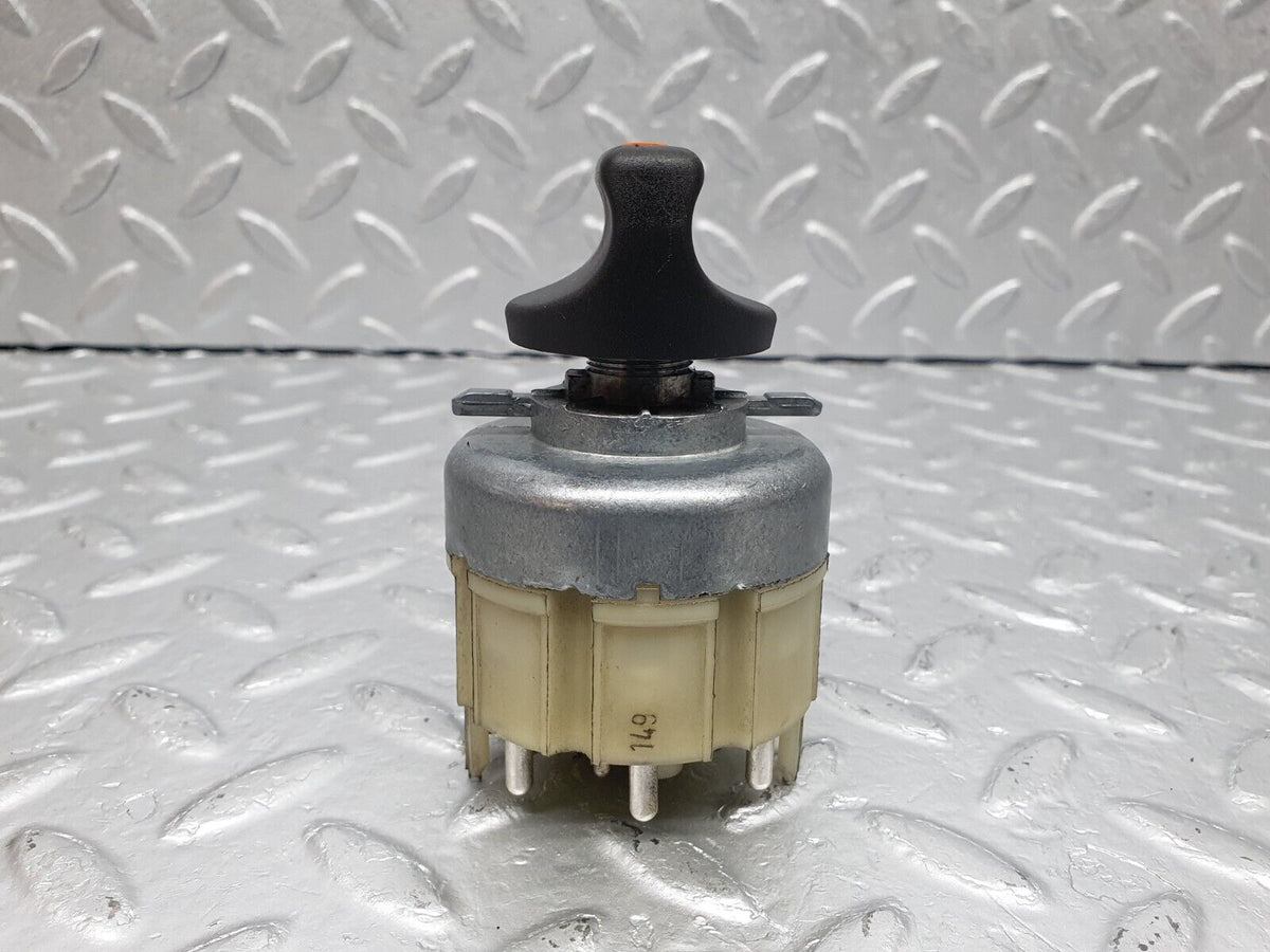 40918 Mercedes-Benz W126 300SE Headlight Switch A0005455404