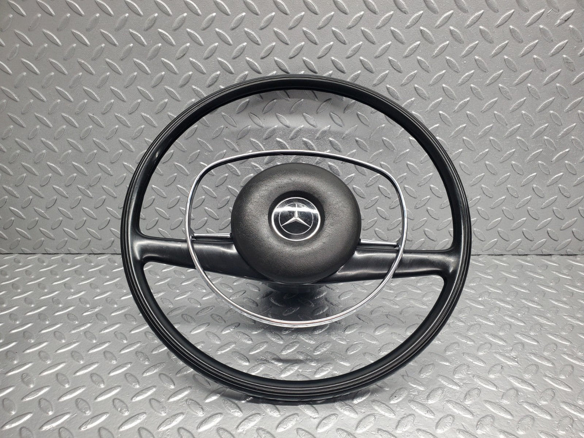 50720 Mercedes-Benz W108 280SE 3.5 Steering Wheel