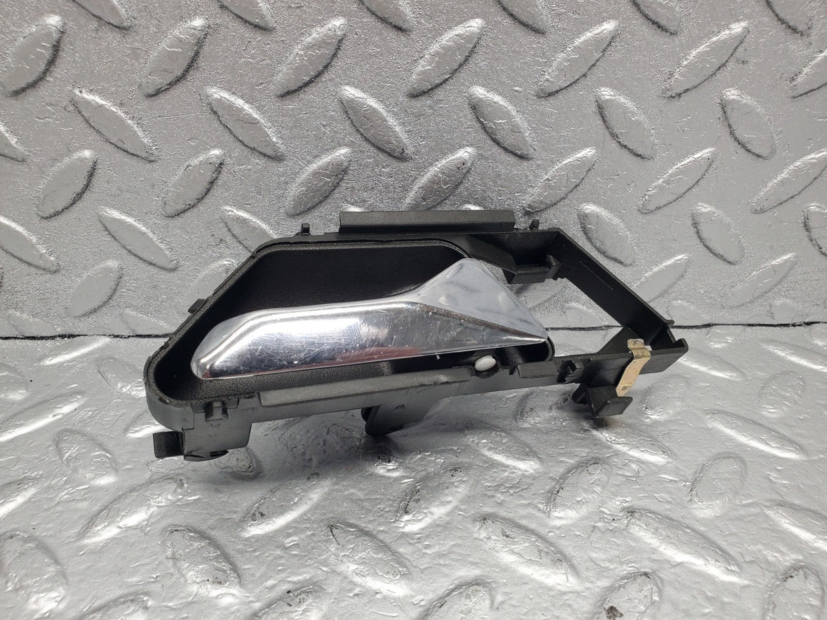 49375 Mercedes-Benz A124 320E Cabriolet Interior Door Handle Right A1247600661