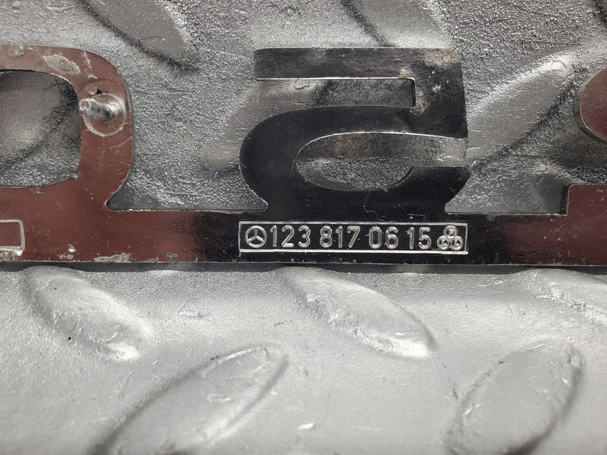 49637 Mercedes-Benz W123 250 Trunk Badge Emblem A1238170615