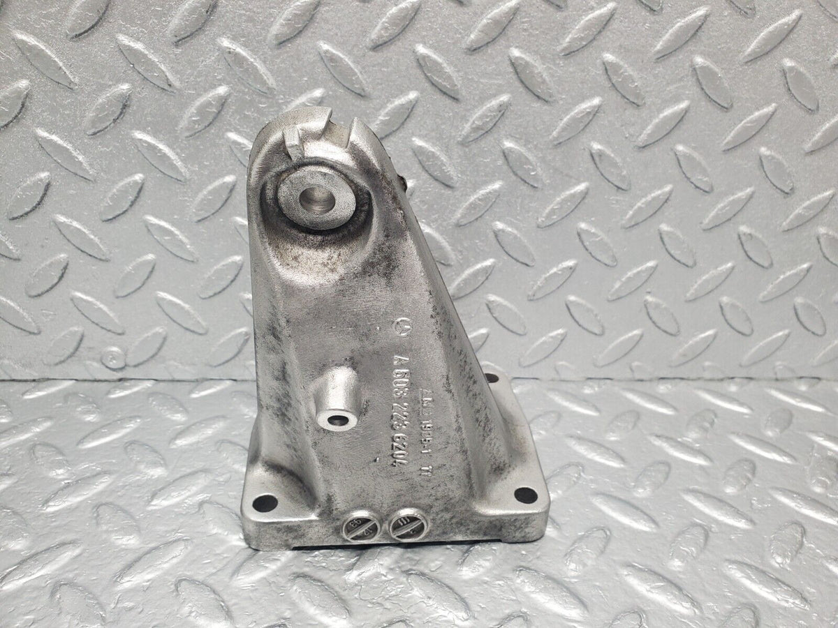 46167 Mercedes-Benz W124 280E Engine Mount Bracket Right Side A6032236204