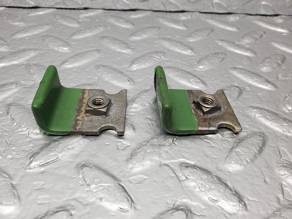 48195 Mercedes-Benz C107 R107 Window Stop Plate 2x