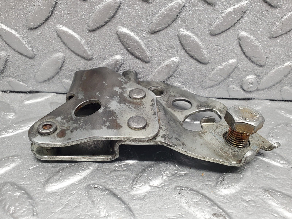 50236 Mercedes-Benz V123 240D LWB Front Right Seat Belt Bracket