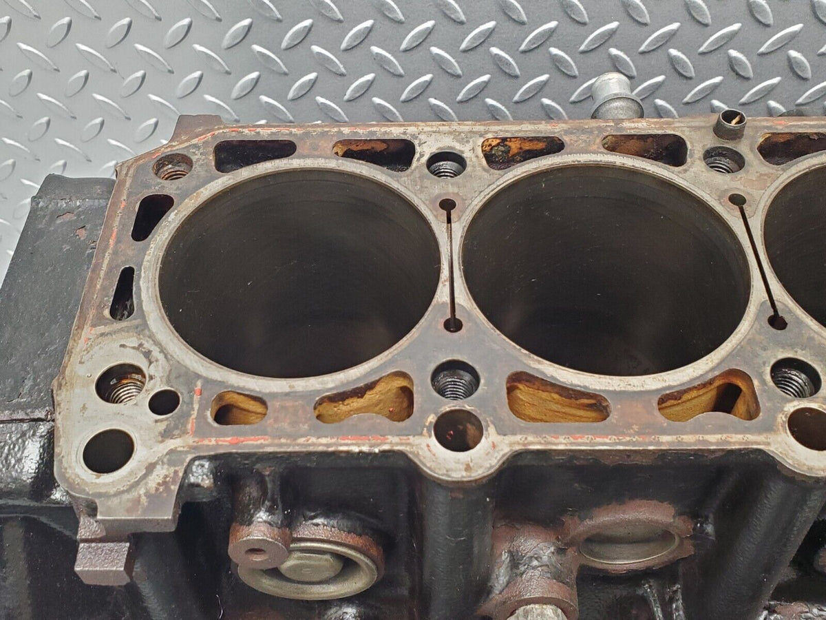 46315 Mercedes-Benz W124 280E Engine Block 104.942 A1040111201