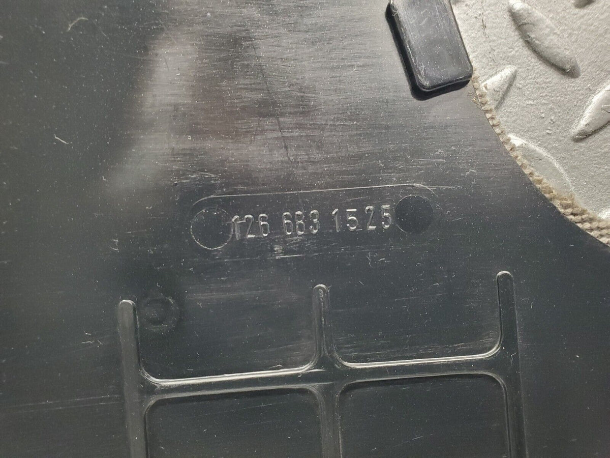47562 Mercedes-Benz C126 500SEC Coupe Centre Console Carpet Left Grey A1266831525