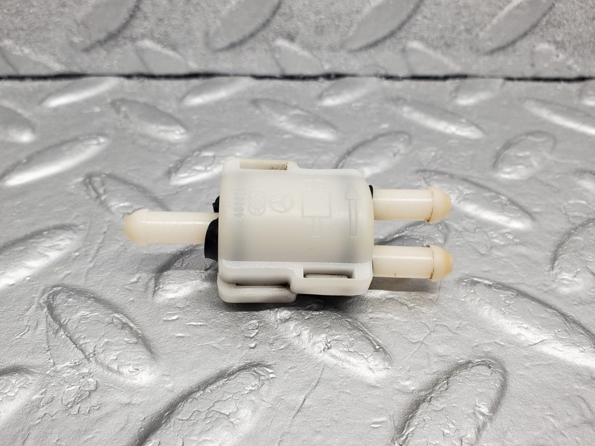 49123 Mercedes-Benz A124 320E Cabriolet Windscreen Washer Fluid Distributor