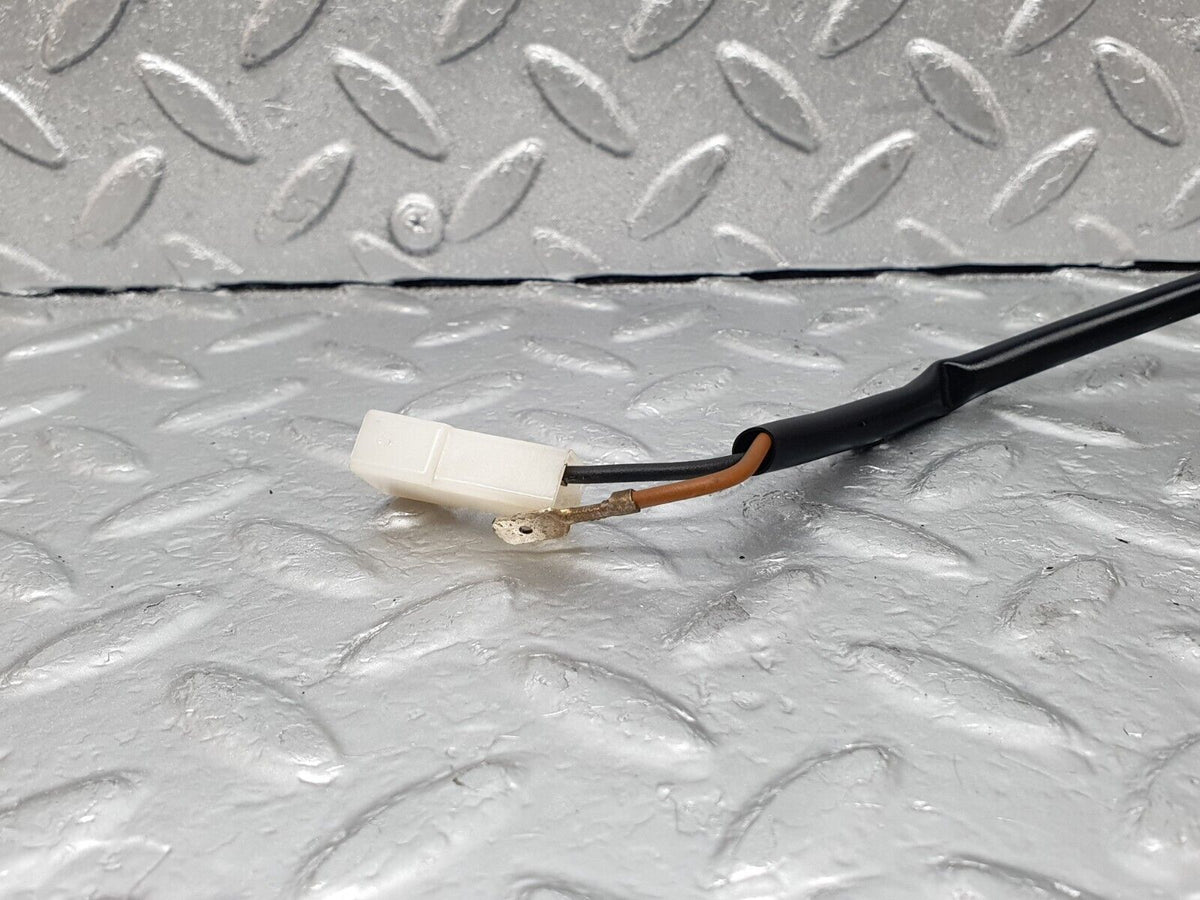 43570 Mercedes-Benz C126 380SEC Coupe Windscreen Washer Nozzle