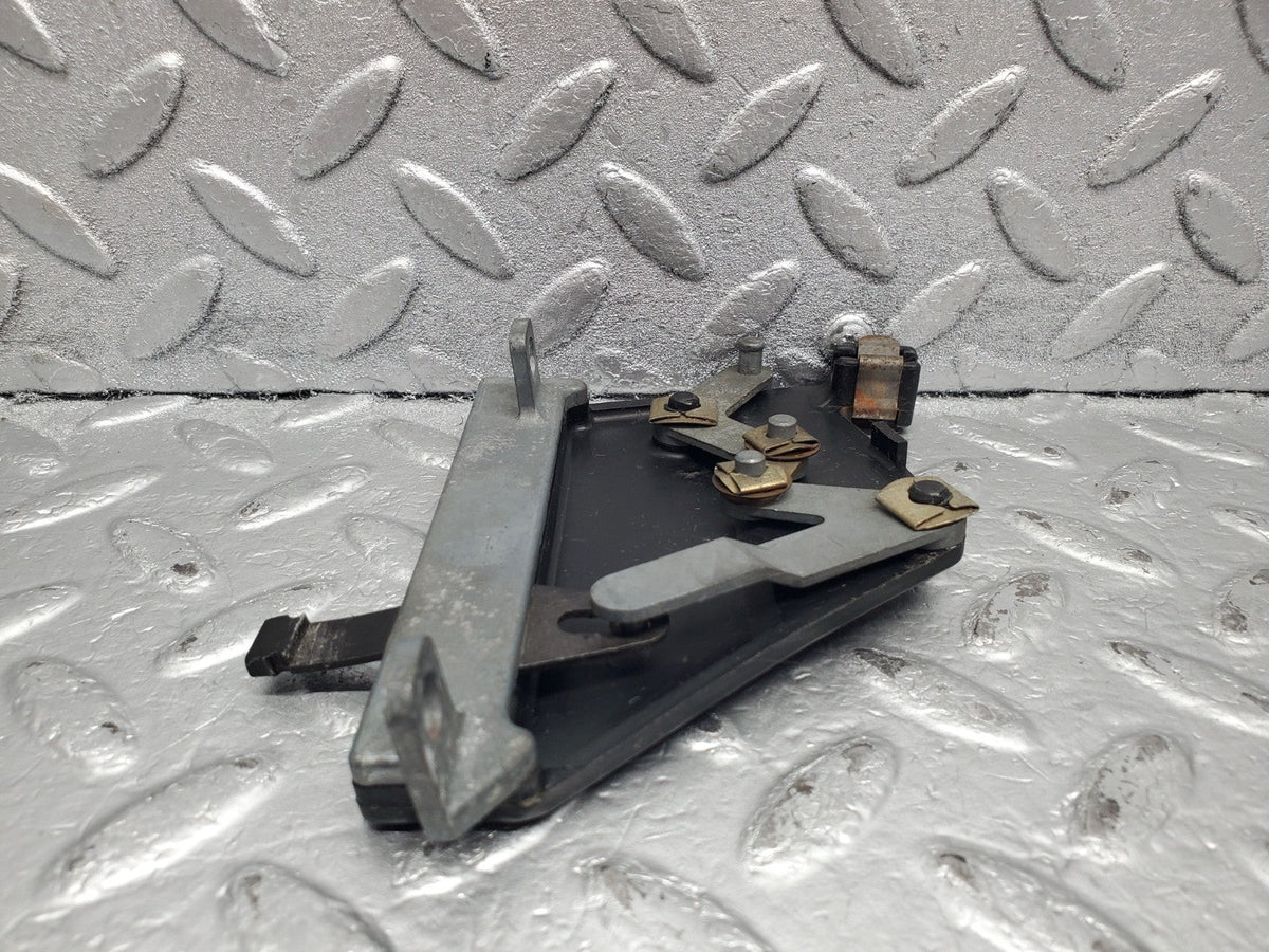 51361 Mercedes-Benz C107 R107 Air Vent Control Lever Left A1078300385