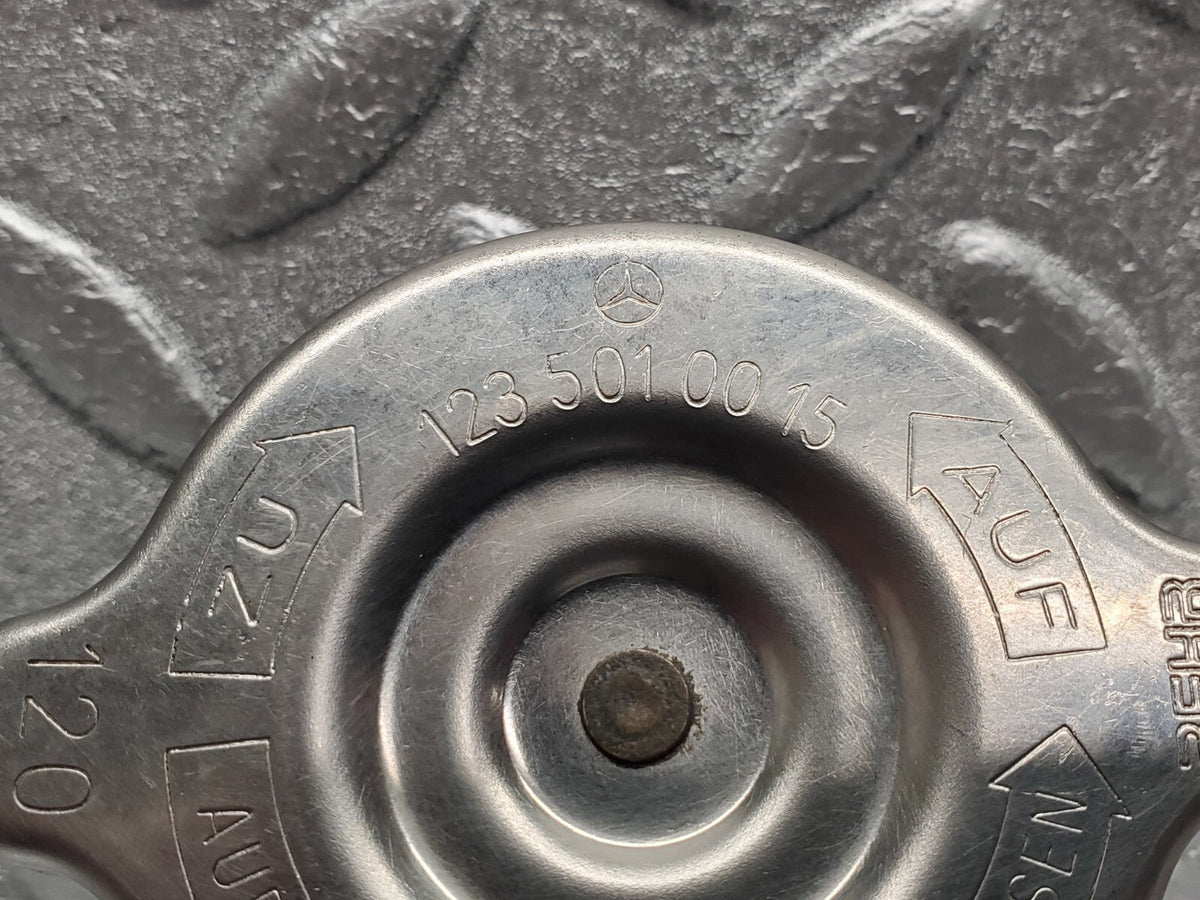 48539 Mercedes-Benz W123 Radiator Cap Behr A1235010015