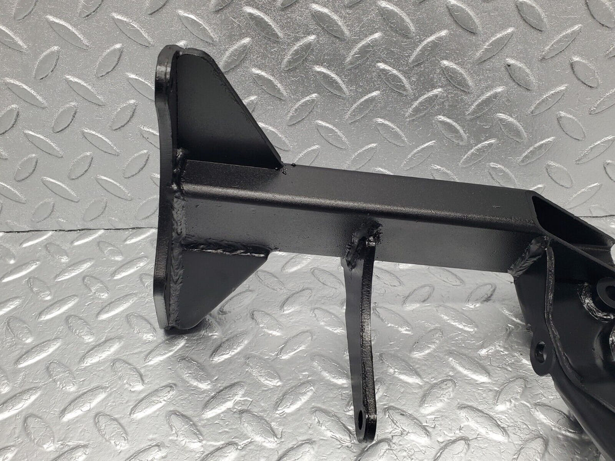 47608 Mercedes-Benz C126 500SEC Coupe Air Condition Compressor Mount Bracket