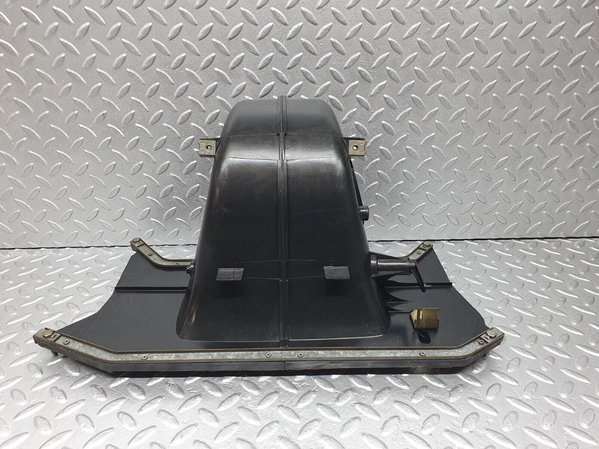 42657 Mercedes-Benz W201 190 2.0L Heater Blower Housing
