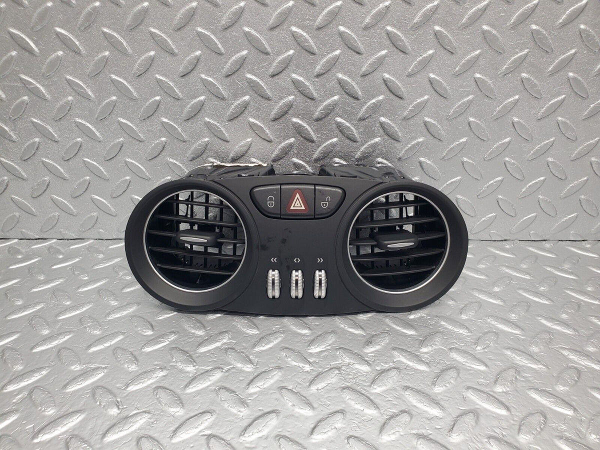 47771 Mercedes-Benz R230 350SL Coupe Dashboard Centre Air Vent A2308300454