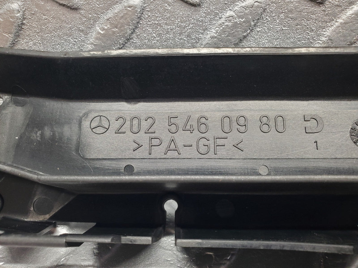 49373 Mercedes-Benz A124 320E Cabriolet Engine Cable Channel A2025460980