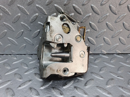 41072 Mercedes-Benz W126 300SE Front Left Door Lock Mechanism A1237230108