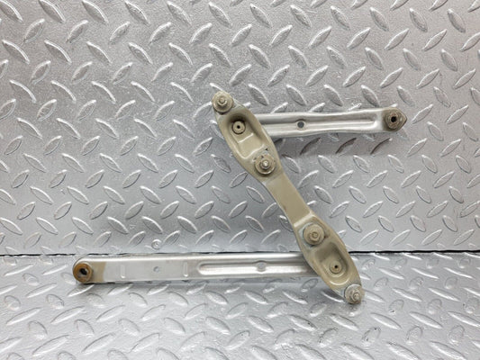 42853 Mercedes-Benz W201 190 2.0L Bonnet Hinge Right Side