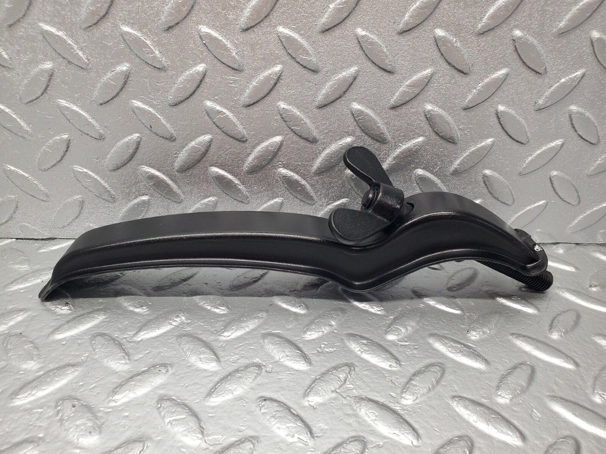 48775 Mercedes-Benz W108 W111 Spare Wheel Holder