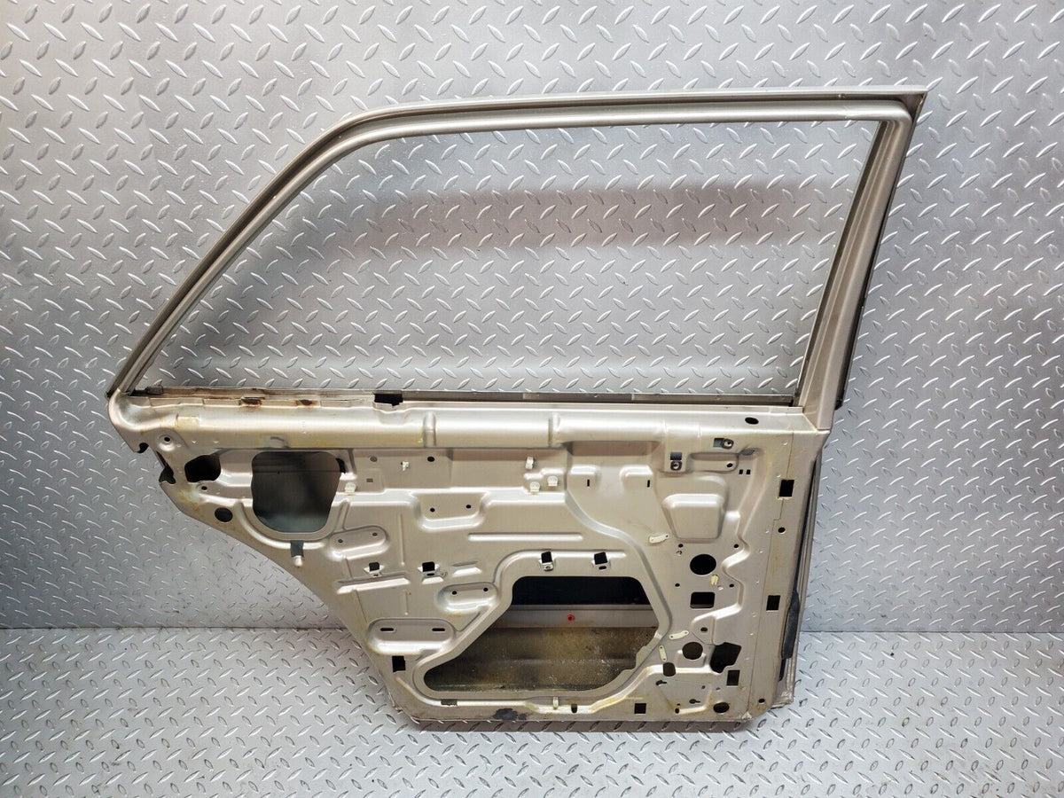 45993 Mercedes-Benz W126 420SE Rear Left Door