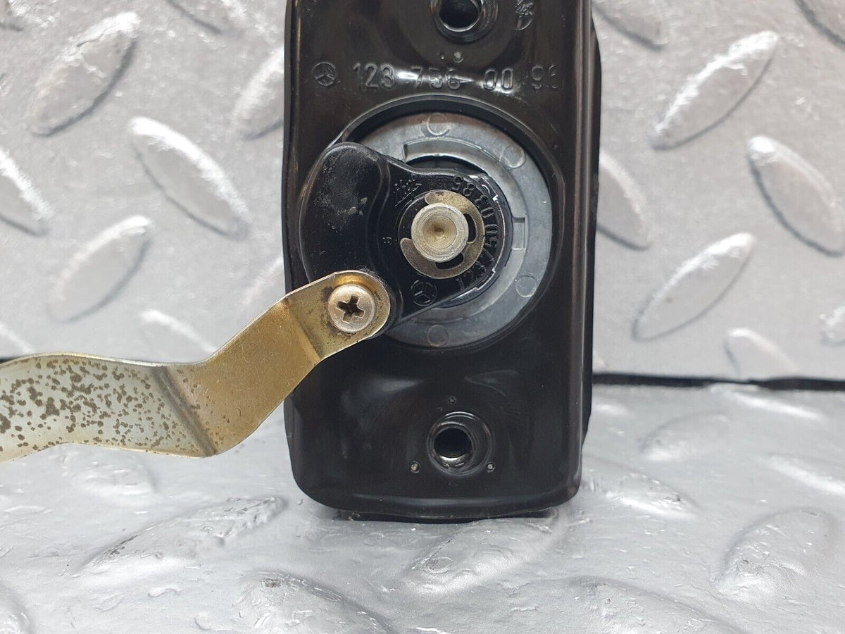 43972 Mercedes-Benz C123 230CE Coupe Trunk Lock No Key A1237580096