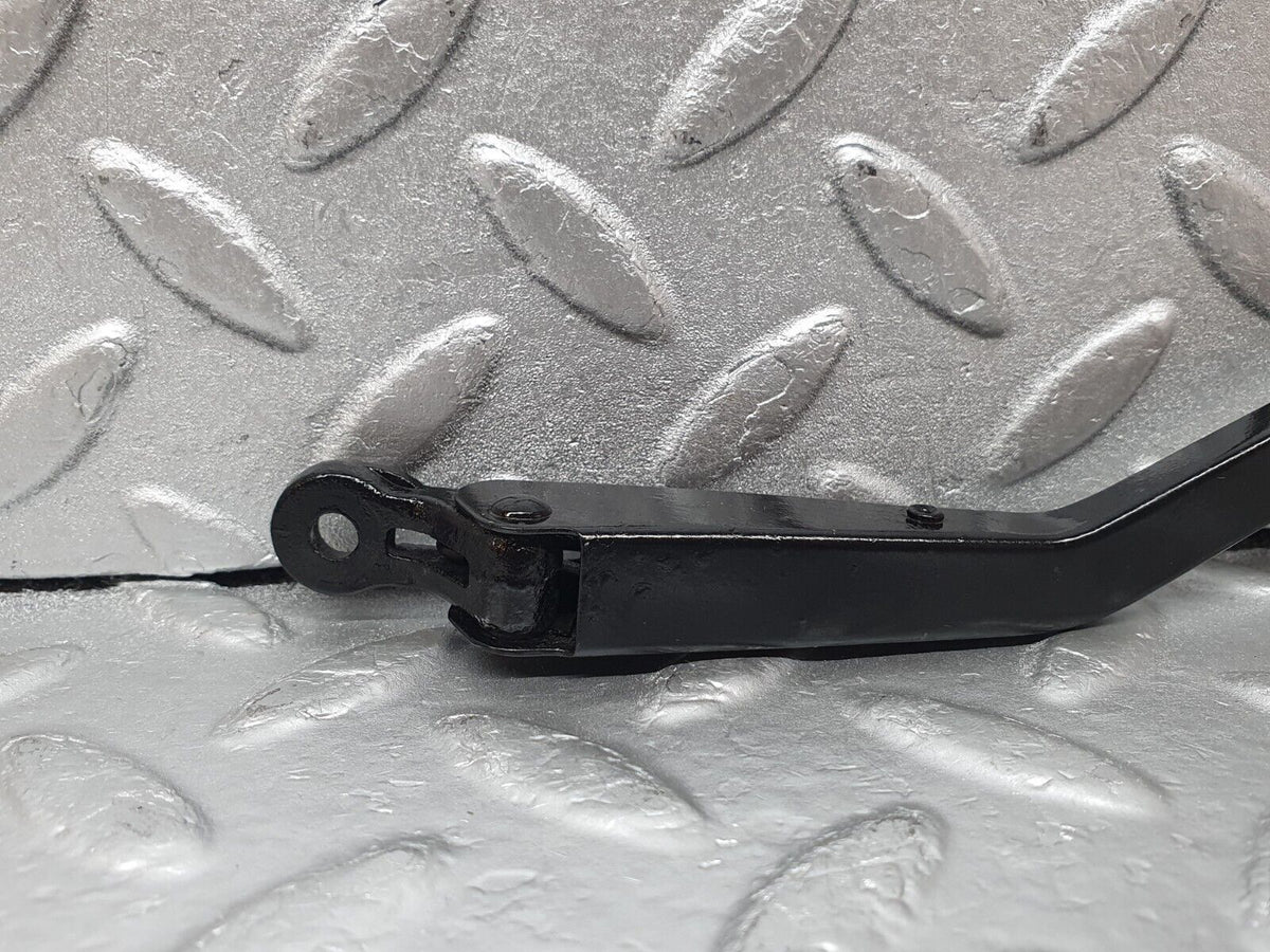 44078 Mercedes-Benz C123 230CE Coupe Headlight Wiper Arm Left Side
