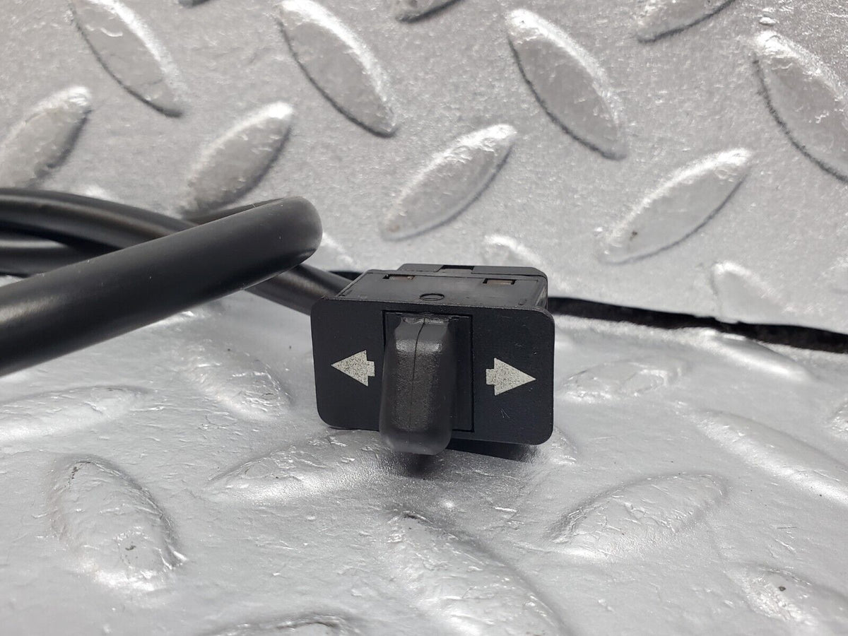 45660 Mercedes-Benz W126 420SE Steering Column Adjustment Switch A0025458007