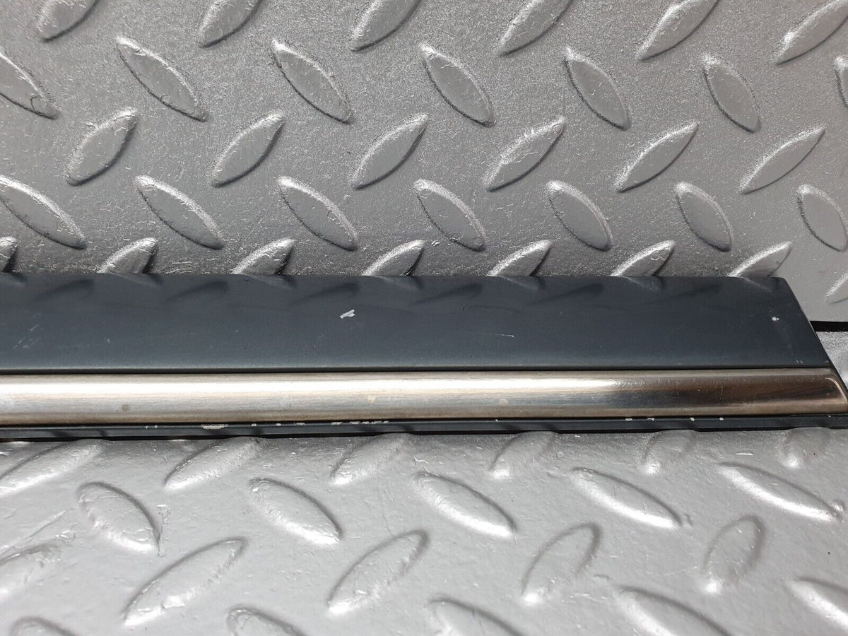 41805 Mercedes-Benz W202 C200 Front Left Door Centre Moulding Trim A2026909362